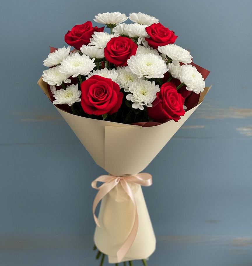 Букет цветов из: Розы и Хризантемы в Левошево