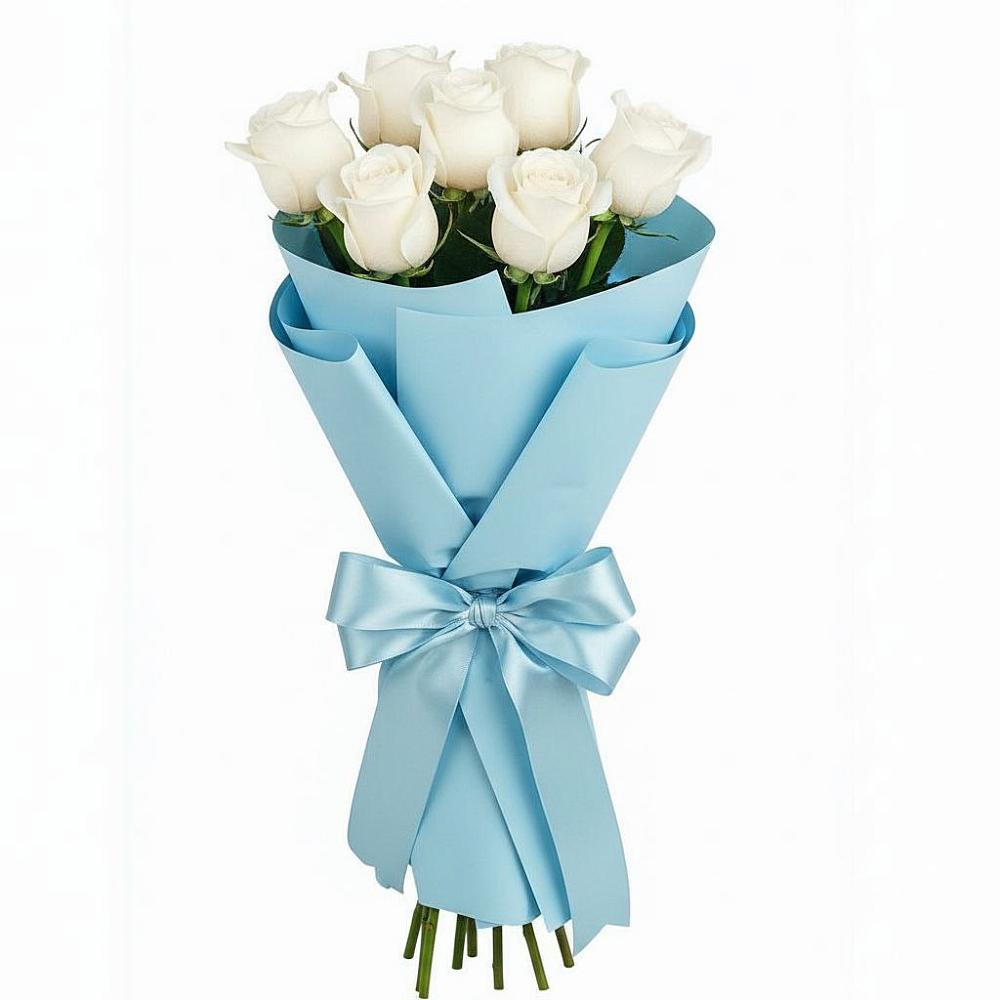 Букет 7 белых роз Проуд в Левошево