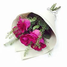 Букет цветов из:  Розы в Левошево