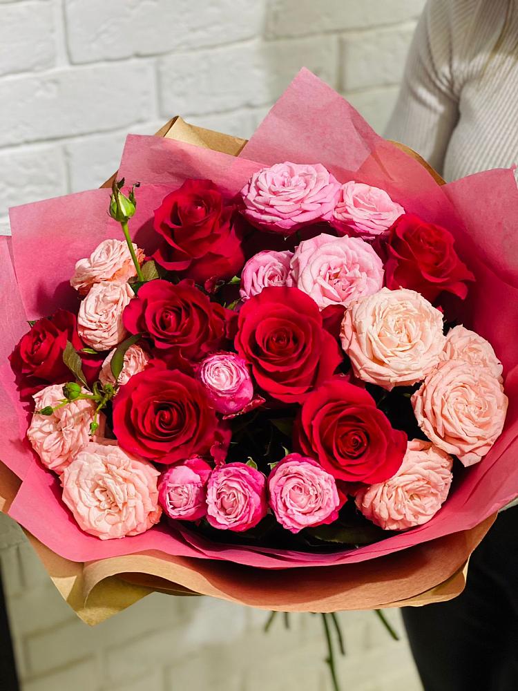 Букет цветов из: Розы в Левошево