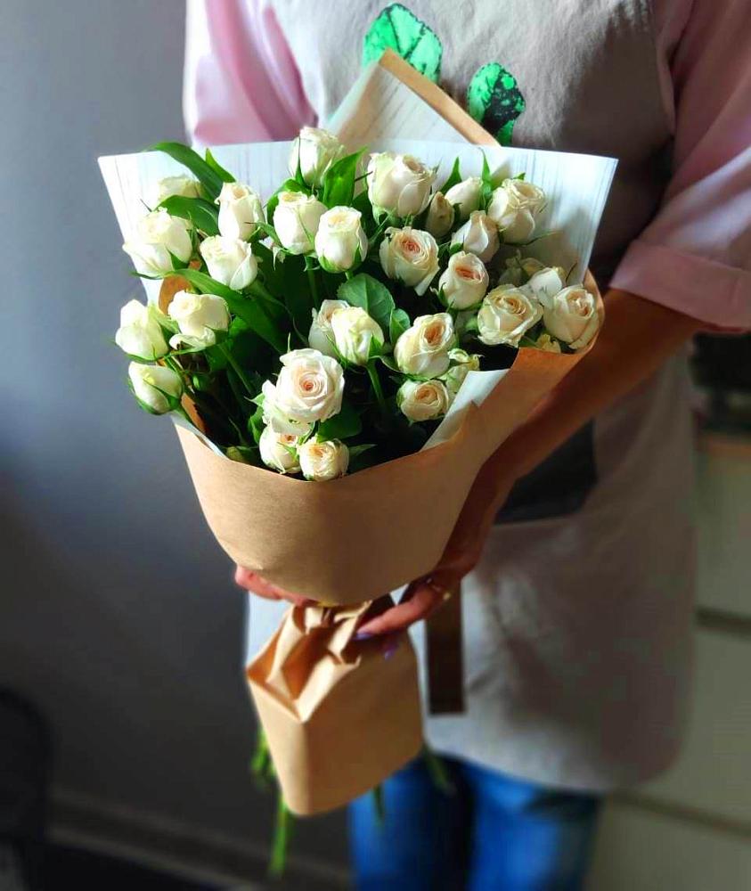 Букет цветов из: Розы в Левошево